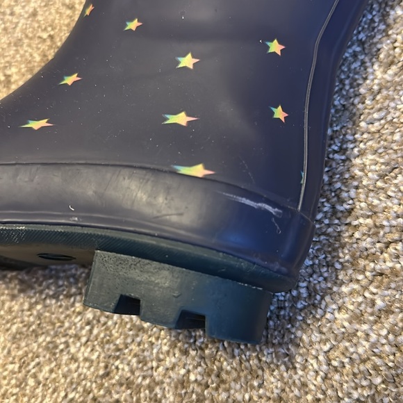 Cat & Jack Rain Boots. - Picture 8 of 10